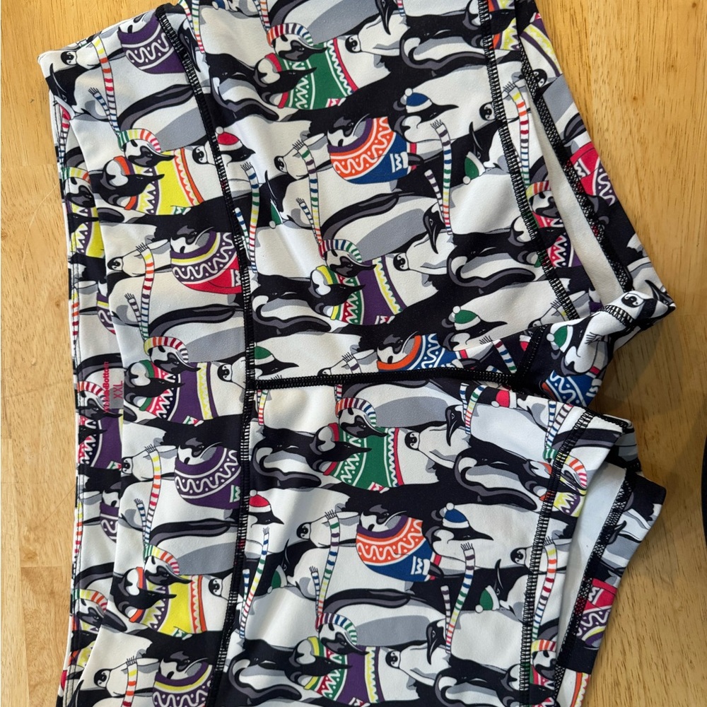 Wodbottom Women's Athletic Shorts with Colorful Print